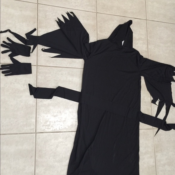 Black Terror Robe - Picture 2 of 2